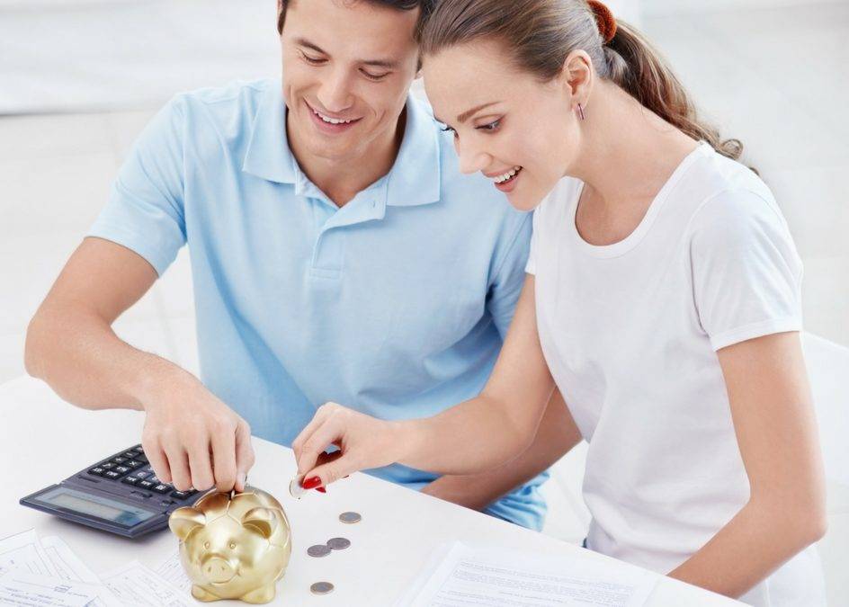young couple budgeting tool